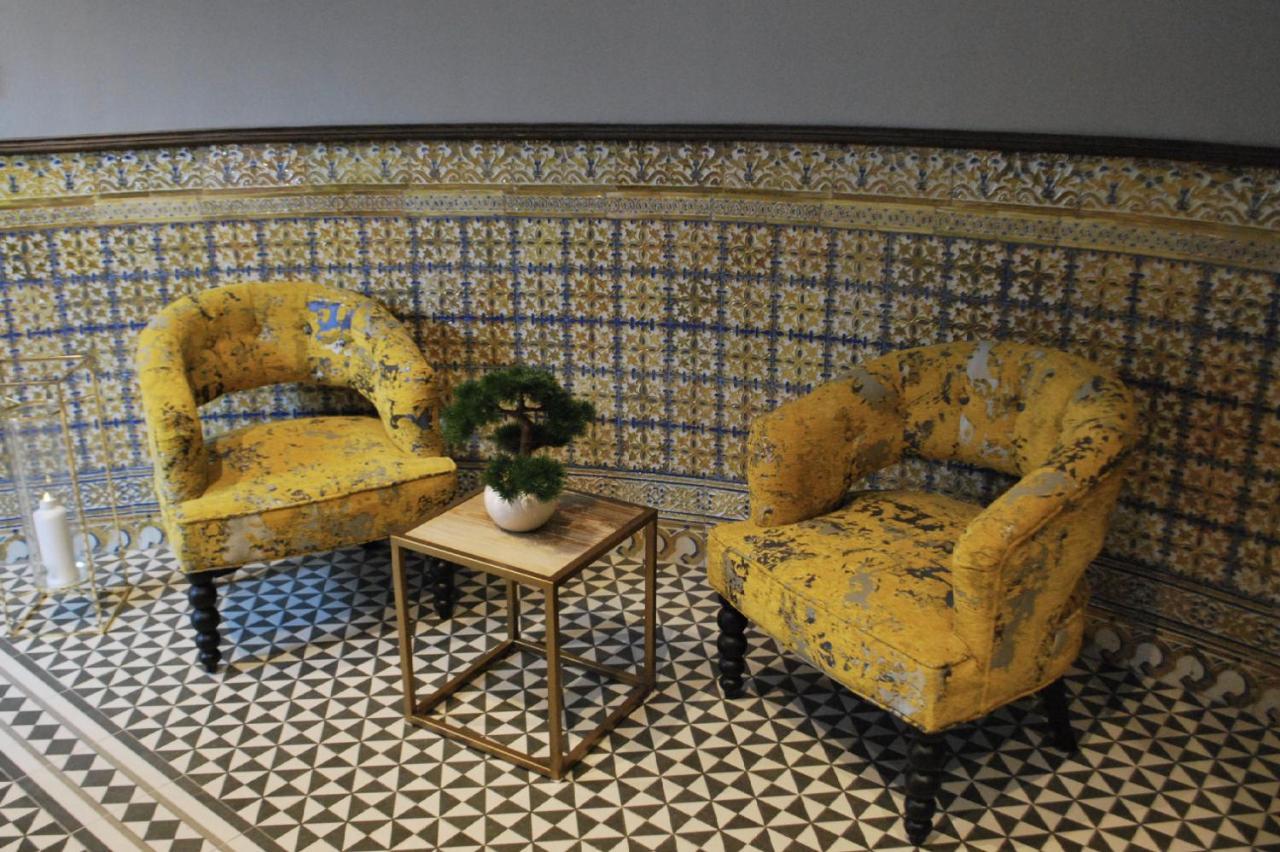 Master Penthouse Double Room Ensuite With Private Terrace - Grand Central House Gibraltar Extérieur photo